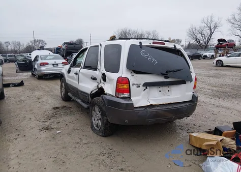 2005 Ford Escape Xlt из США, поврежденный, VIN 1FMYU03165KD62899